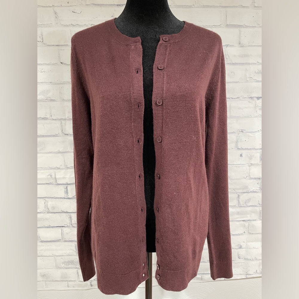 EUC Croft&Barrow Women’s Small Button Acrylic Burgundy Cardigan